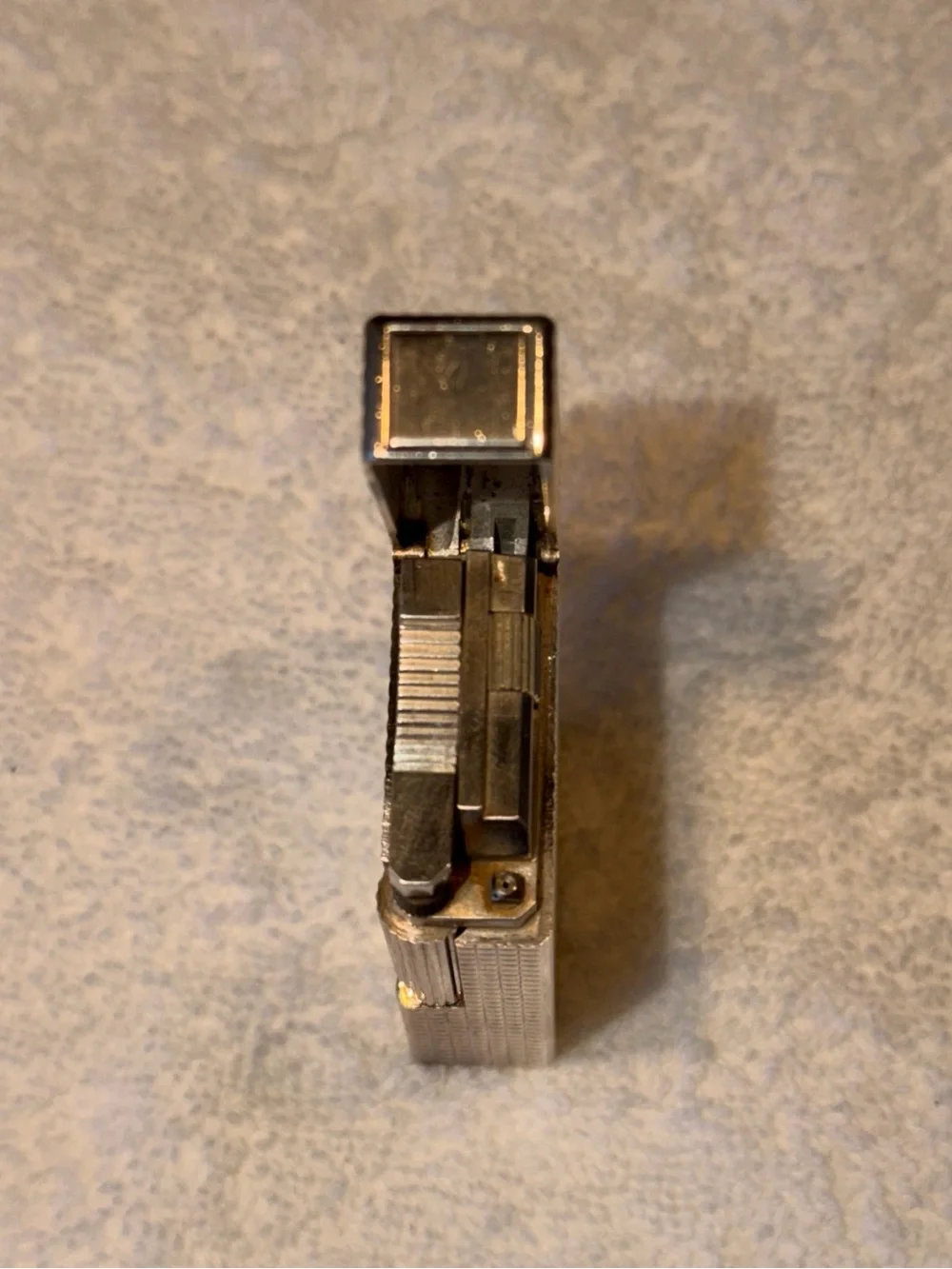 Silver Textured Men’s Lighter